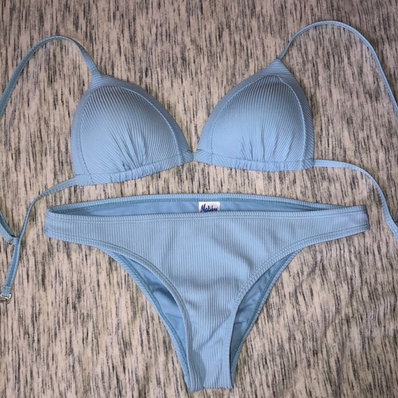 Malibu baby blue bikini with molded cups - Picture 1 of 3